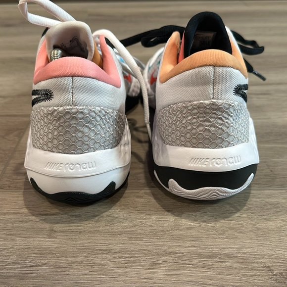 Size 10 - Mens Nike Renew Elevate 2 x Space Jam Hares 2021 Multicolor EUC - Picture 5 of 8